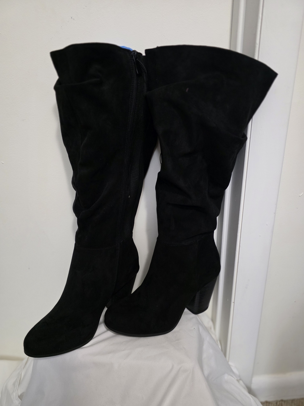 Torrid 9 Wide Calf Black Suede Knee-High Heeled Boots